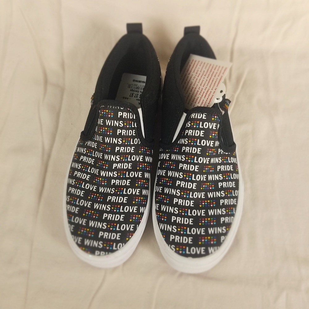 Vans Classic Slip-On Pride Love Wins Black Rainbow Sneakers VN0A38F7ASV Mens 3.0